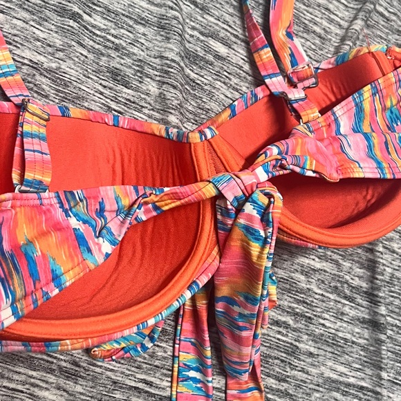 ❤️COCO Reef Swim Top - Picture 2 of 6